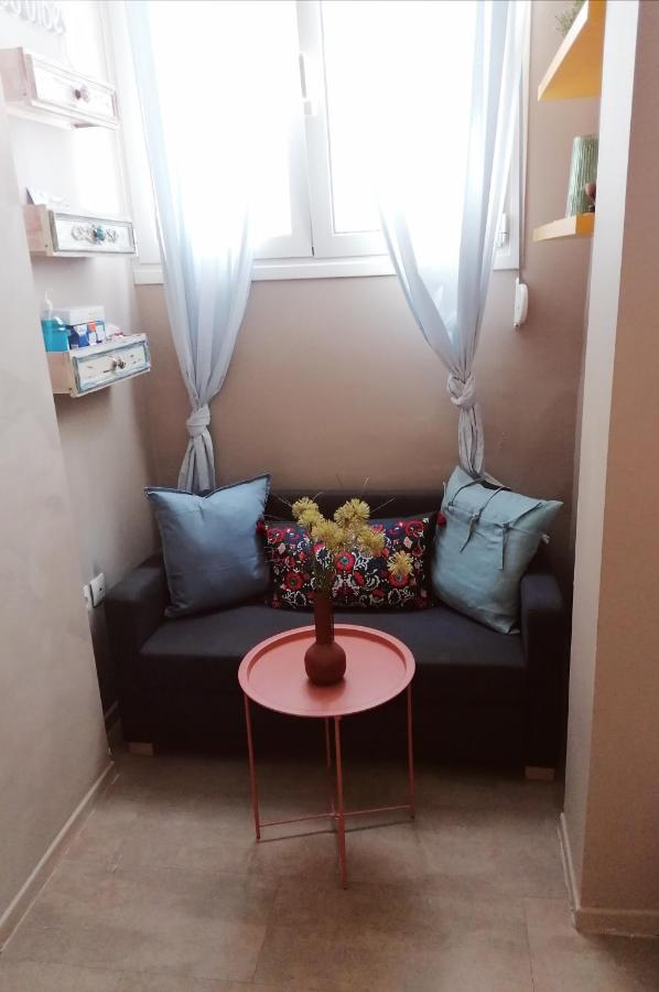 Gemutliches Appartment Im Herzen Von Athen Bagian luar foto